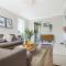 Lowndes House - Close to City Centre - Garden, Free Parking and Smart TV by Yoko Property
