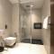 Weekend Hotel Sari