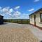 Sunny Bank- Countryside Escape with Private Hot Tub and countryside views - Carmarthen