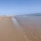 5 Guests - 10min Beach - Free Parking - PetsOK