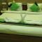 Hotel Diamond Leaf