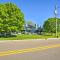 Sunny South Haven Condo Less Than 1 Mi to Beaches! - South Haven