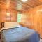 Cozy Cabin with Deck and Private Dock on Nelson Lake! - Хейвард