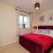 Bristols Coach House - 2 Bedroom Detached Apartment with Secure Parking
