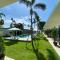 Le Petit Saint Tropez Beach Resort Khanom