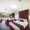 City Golf Club Motel