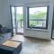 Beach Side Apartment with a Balcony - 派尔努