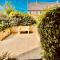Cotswold Chic Retreats "Jacinabox" Central Chipping Campden-Parking-Garden