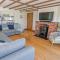 Stables Croyde | 4 Bedrooms / Sleeps 8 | Sea & Beach Views