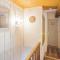 Stunning Home In Andon With Kitchen