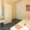 Argo apartment 15min from the airport, 1min from the beach ARTEMIS CITY CENTER