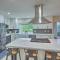 Spacious Kent Home Great for Large Families!