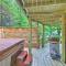 Tobyhanna Home Private Deck, Hot Tub and Game Room! - Tobyhanna