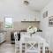 Apartment Plagenti with Sea View
