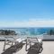 Altos de la Gloria Beach Apartments