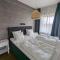 Poolorama Lodge - with magnificent mountain view - 伊德勒