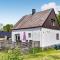 Beautiful Home In Tomelila With Kitchen - Tomelilla
