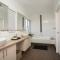 "WATERLILY HOUSE" - Luxury Canal House, Jetty, Dog & Child Friendly - Sleeps 14