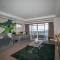 "WATERLILY HOUSE" - Luxury Canal House, Jetty, Dog & Child Friendly - Sleeps 14