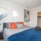 "WATERLILY HOUSE" - Luxury Canal House, Jetty, Dog & Child Friendly - Sleeps 14