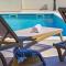 Apartment Zala with own pool - Ližnjan
