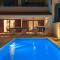 Apartment Zala with own pool - Ližnjan