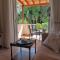 Limnaria Deluxe Maisonette