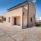 Rental house Nada