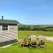 Shepherd's Lodge - Shepherd's Hut with Devon Views for up to Two People and One Dog - Wrangaton
