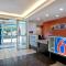 Motel 6-Gilroy, CA
