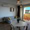 Pekasovi Seaview Apartament on a beautiful island Krapanj - 希贝尼克