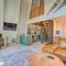 Wilmington Chalet with Hot Tub Less Than 8 Mi to Mount Snow! - 威尔明顿