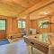Wilmington Chalet with Hot Tub Less Than 8 Mi to Mount Snow! - 威尔明顿