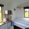 Sunny Mount Shepherds Hut