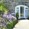 Abergwynant Farm Glamping & Apartments
