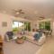 3 Bedr Ocean view Miramar 4E by Stay in CR