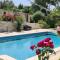 EDEN HOUSE villa 200 m2, 5 chamb 5 sdb, piscine privée, jardin clos 4000 m2, parking - Meyreuil