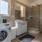 Gorgeous Apartment In Valbandon