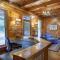 Bear Creek Cabin - Mtn View, Hot Tub and Game Room