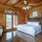 Bear Creek Cabin - Mtn View, Hot Tub and Game Room