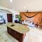 STYLISH OCEANFRONT CONDO with POOL - 玛哈威