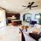 STYLISH OCEANFRONT CONDO with POOL - Mahahual