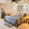 STYLISH OCEANFRONT CONDO with POOL - Mahahual