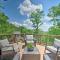 Grand Chalet with Hot Tub - Near Wintergreen Resort