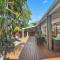 7 Depper Cosy Beach House in Central Sunshine Beach