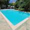 House with exclusive pool and garden 7 min walk from the beach and the center