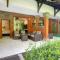 Legian Beach Hotel