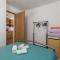 Amazing Apartment In Stinica With Kitchen - 西尼卡