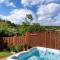 Haldon View - Characterful Devon cottage boasts stunning countryside views and hot tub - Teignmouth