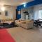 Holiday Home with free parking by the beach